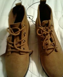 Little Girls Forever 21 boots